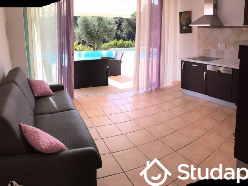 Maison à louer, 24m², ANTIBES