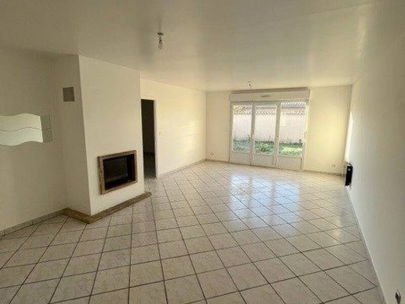 Maison à louer, 75m², CEZAC