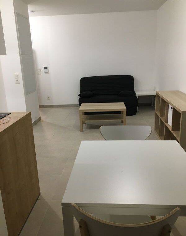 Maison à louer, 25m², LEVALLOIS PERRET