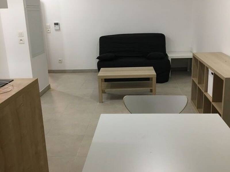 Maison à louer, 25m², LEVALLOIS PERRET