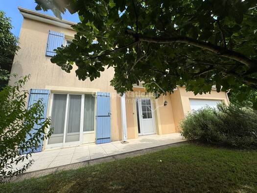 Maison à vendre 420 000 € 7 pièces 4 chambres 155 m² 507 m² de terrain Est Saint Peray 07130
