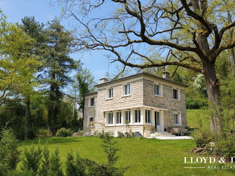 Maison à vendre, 200m², VERNEUIL EN HALATTE