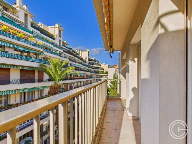 Maison à louer, 66m², NICE