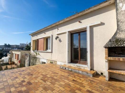 Maison de plain-pied à vendre 95 000 € 3 pièces 2 chambres 66 m² Château-Thierry 02400