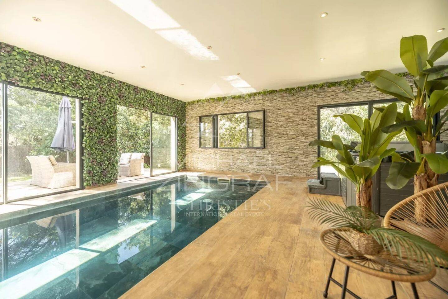 Maison à vendre, 470m², LOURMARIN