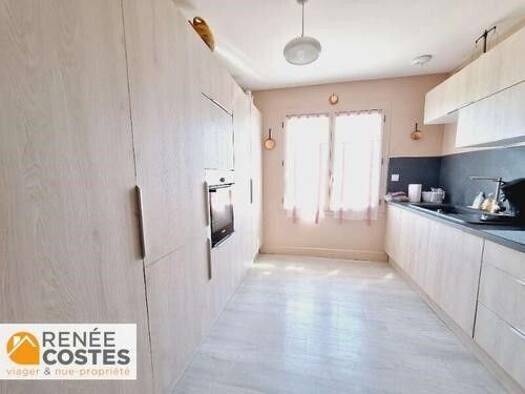 Maison en viager libre Bouquet 55 760 € 4 pièces 3 chambres 130 m² 15 000 m² de terrain Boutbouilhes-Ox Muret 31600