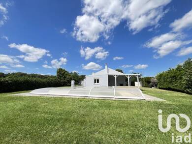 Maison de plain-pied à vendre 148 900 € 5 pièces 3 chambres 111 m² 2 495 m² de terrain Ciron 36300