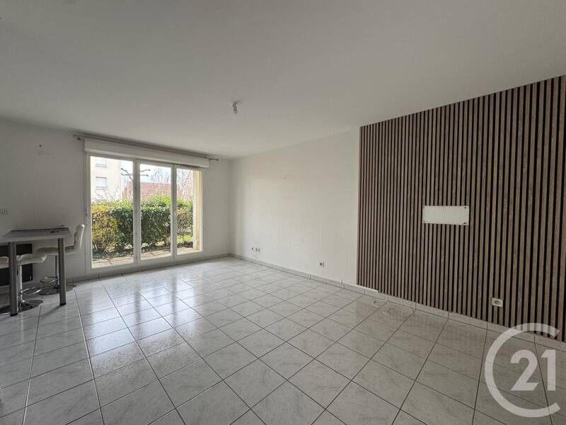 Maison à louer, 59m², LEVES