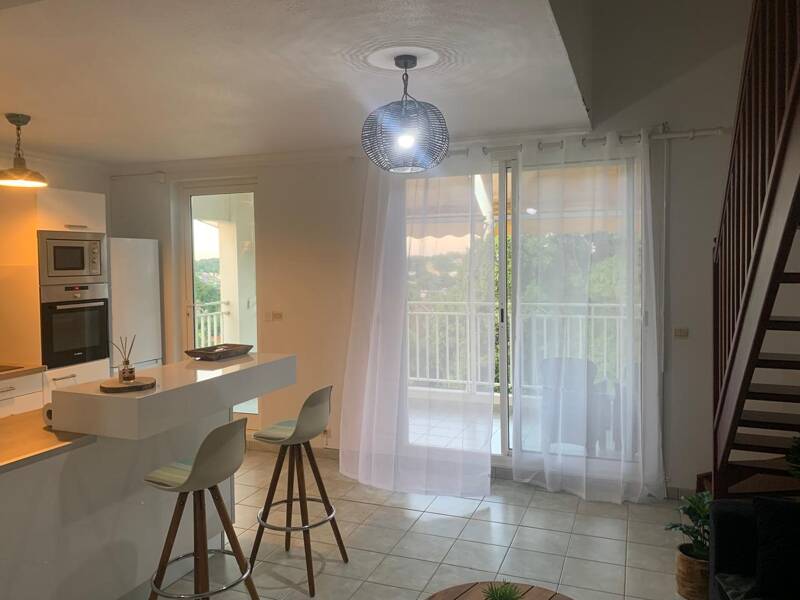 Maison à louer, 60m², LES ABYMES