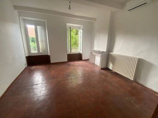 Duplex à louer 720 € 4 pièces 3 chambres 87,3 m² 1er étage Saint Jean du Gard 30270