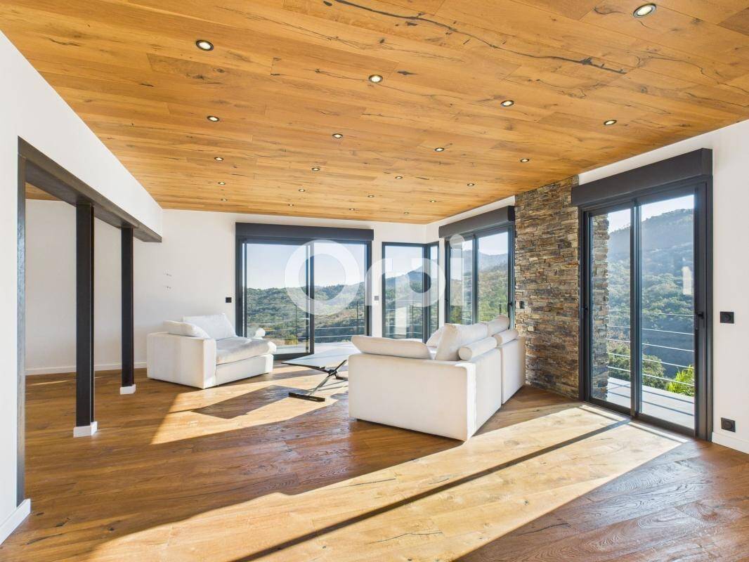 Maison à vendre, 186m², LES ADRETS DE L'ESTEREL