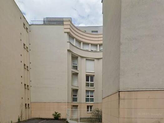 Appartement à vendre 153 700 € 1 pièce 52 m² Étage 1/4 Reims 51100