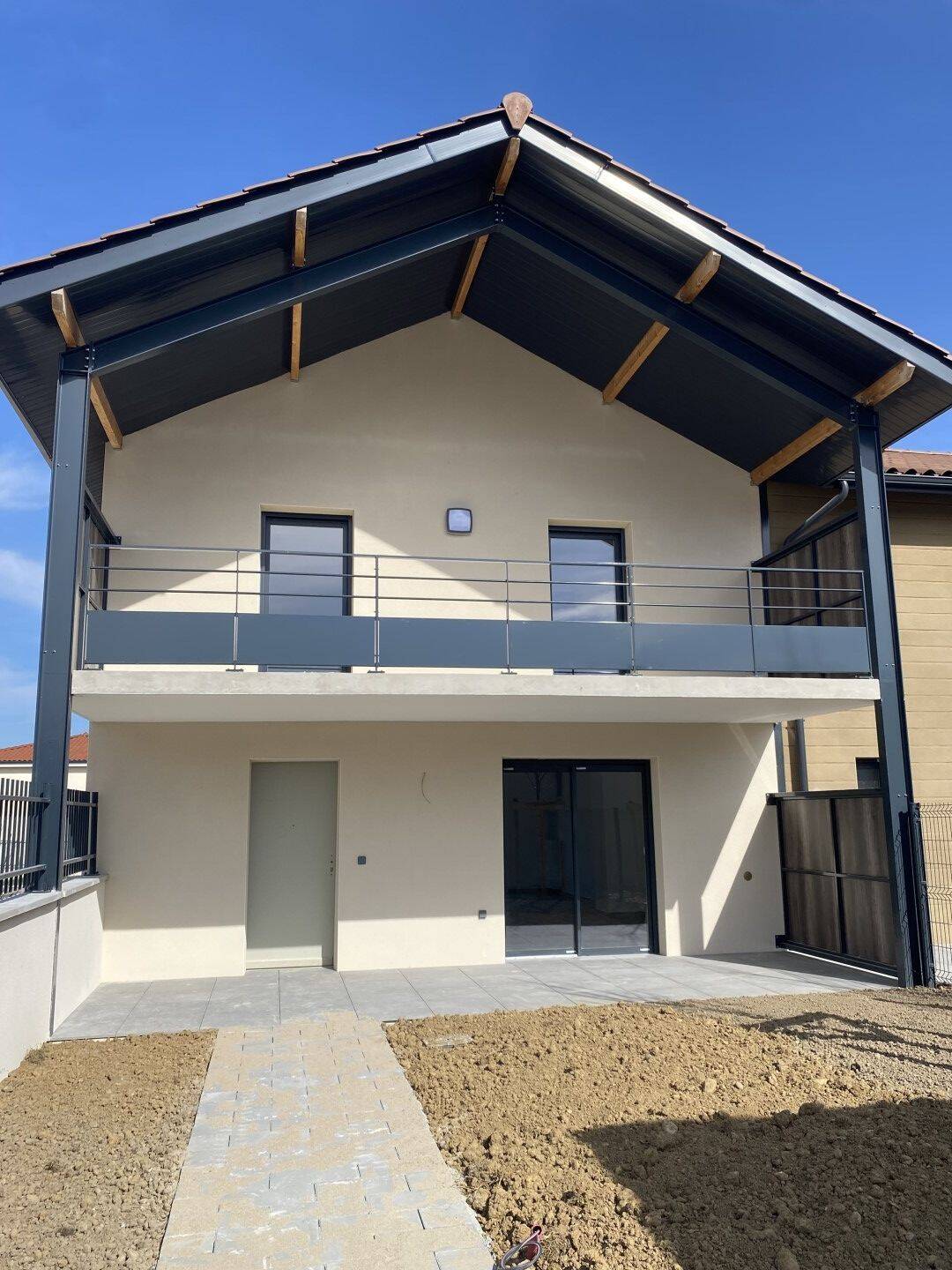 Maison à vendre, 110m², SAINT PIERRE DE CHANDIEU