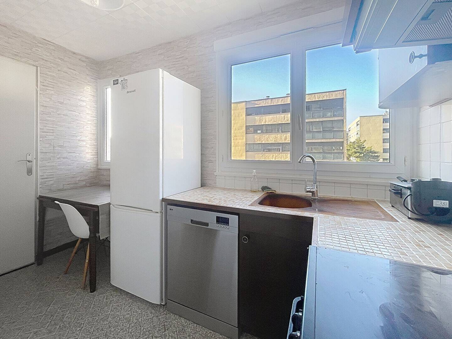Maison à louer, 70m², RILLIEUX LA PAPE