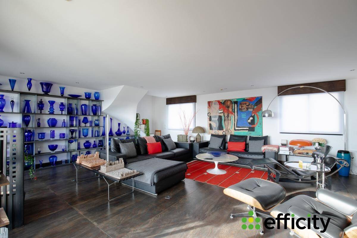 Maison à vendre, 360m², SURESNES