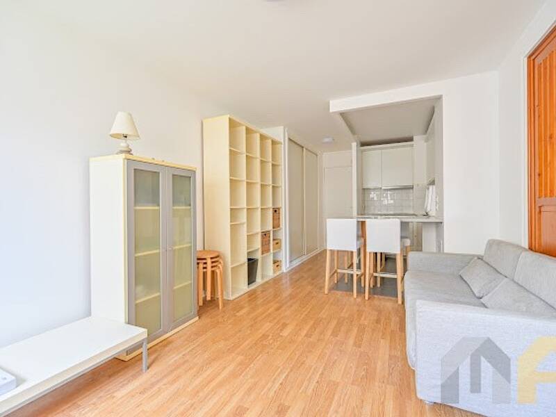 Maison à louer, 42m², PARIS 18E