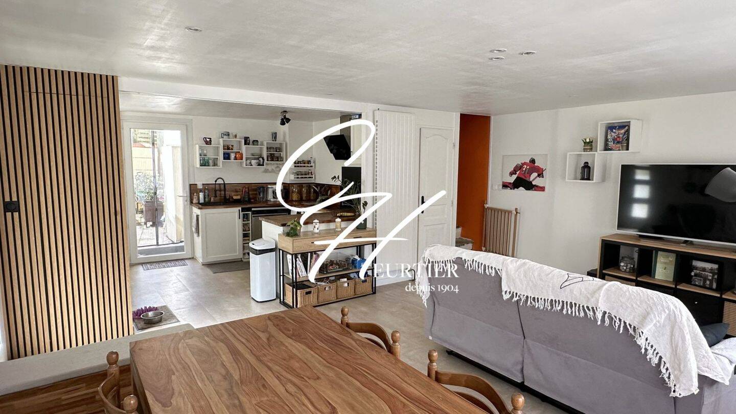 Maison à vendre, 80m², VARCES ALLIERES ET RISSET