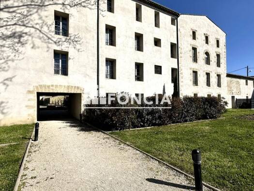 Duplex à vendre 154 000 € 3 pièces 2 chambres 66,6 m² Étage 2/3 Le Pontet 84130