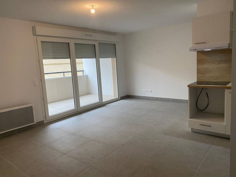 Maison à louer, 66m², NIMES