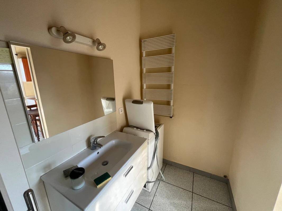 Appartement 2 pièces de 42 m² à Villeurbanne — 25