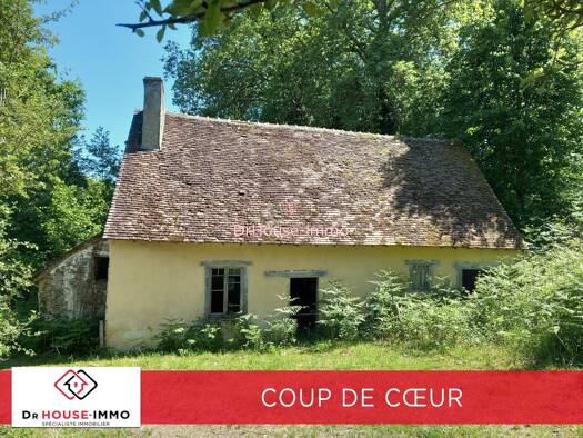 Maison à vendre 199 500 € 7 pièces 4 chambres 180 m² 30 000 m² de terrain Saint-Priest-la-Marche 18370