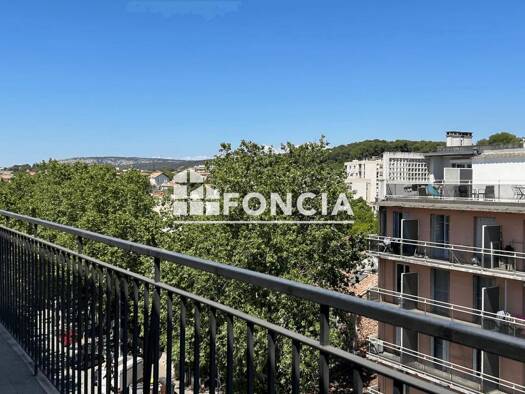 Appartement à vendre 250 000 € 3 pièces 2 chambres 89,25 m² Étage 6/6 Les Aires de la Dîme Salon-de-Provence 13300