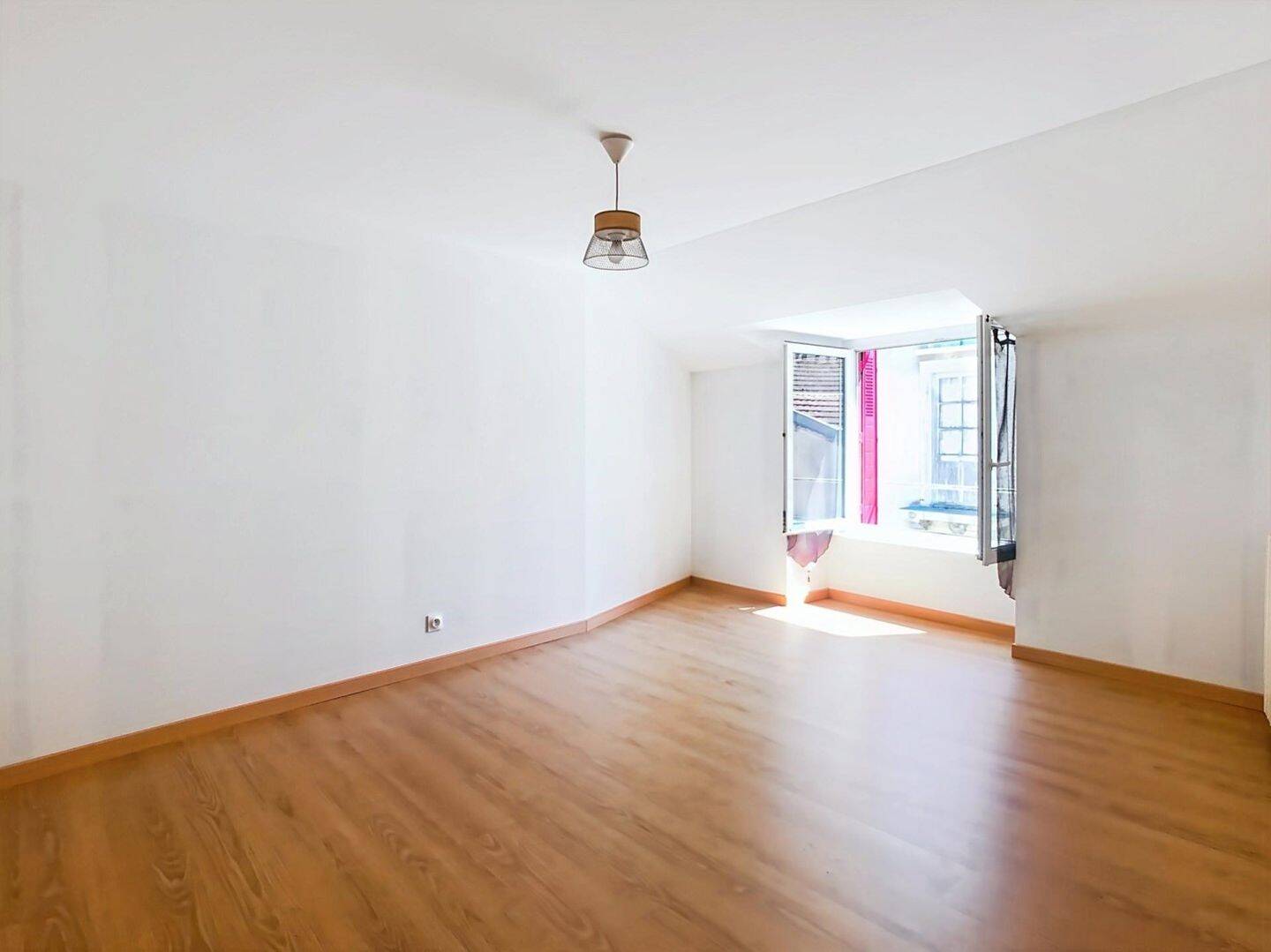 Maison à vendre, 163m², IS SUR TILLE