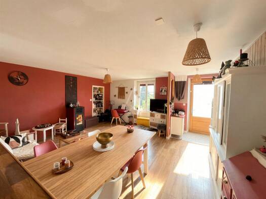 Maison à vendre 173 000 € 3 pièces 2 chambres 85 m² 236 m² de terrain Chavagnes-en-Paillers 85250