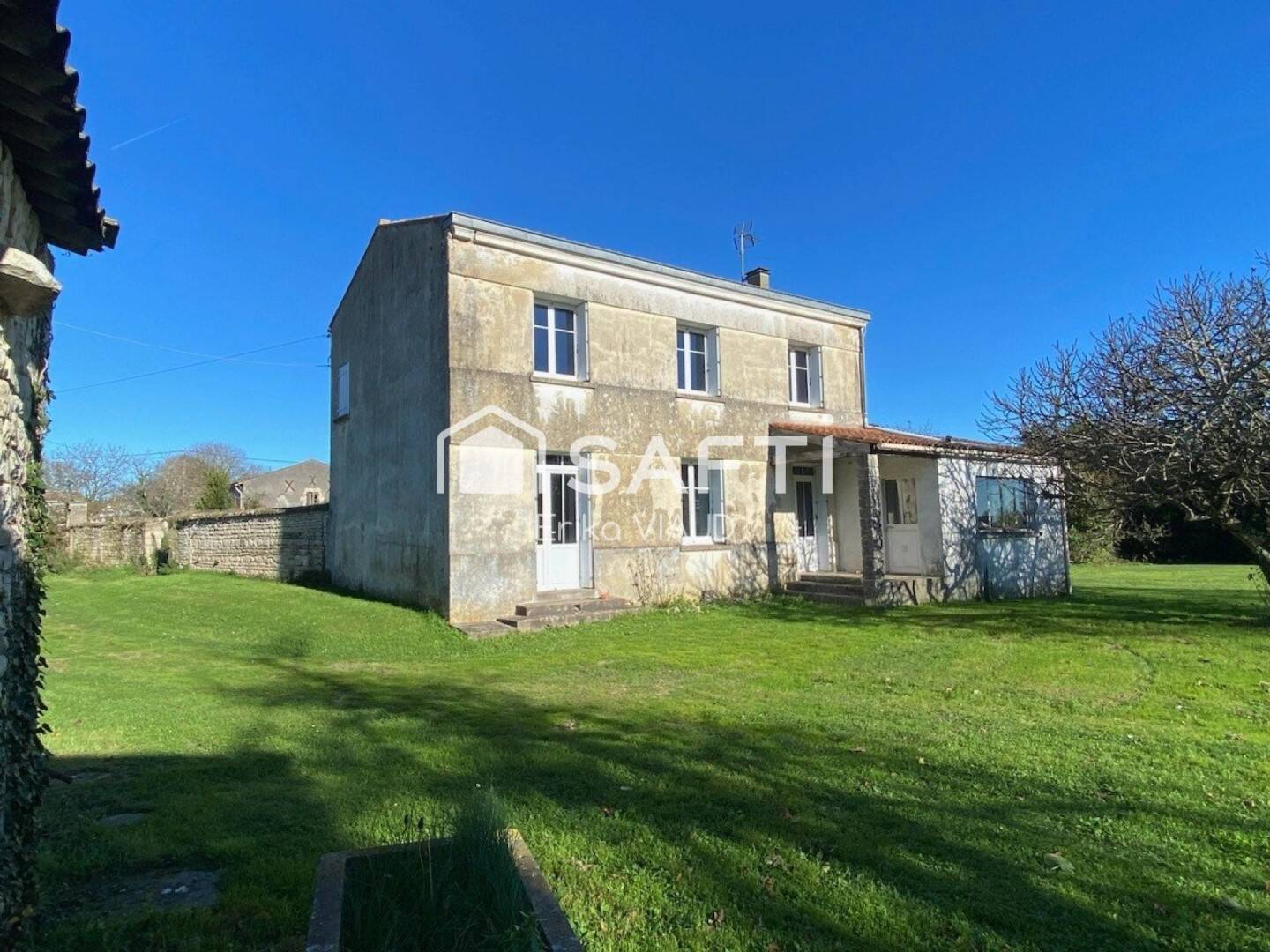 Maison à vendre, 150m², SURGERES