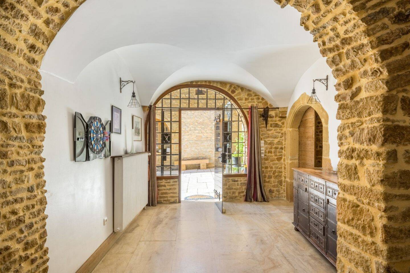 Maison à vendre, 431m², VILLE SUR JARNIOUX