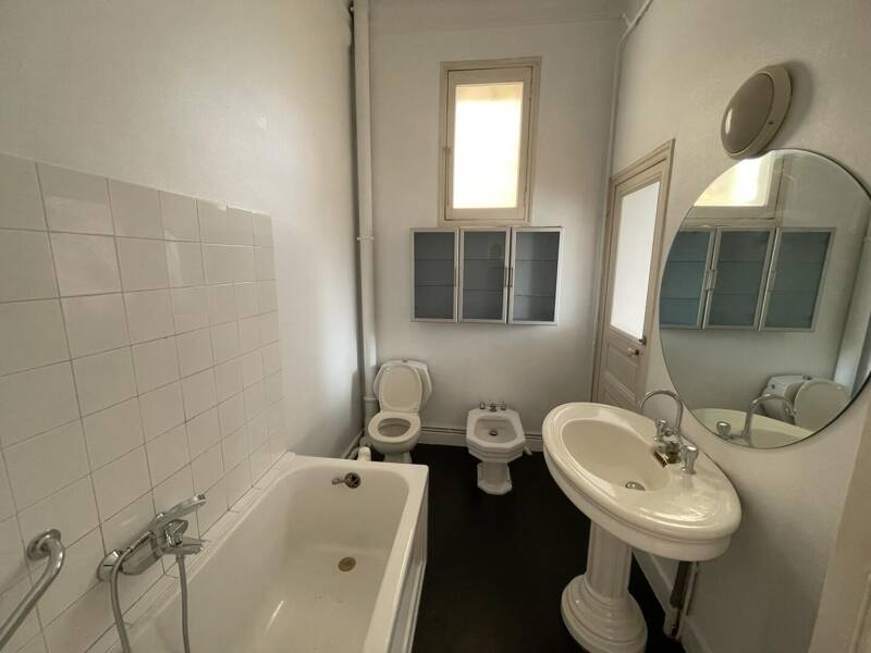 Maison à louer, 90m², MARSEILLE 6E