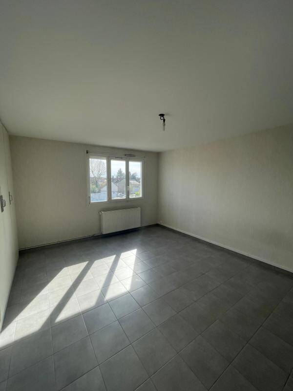 Maison à louer, 34m², COSNE COURS SUR LOIRE