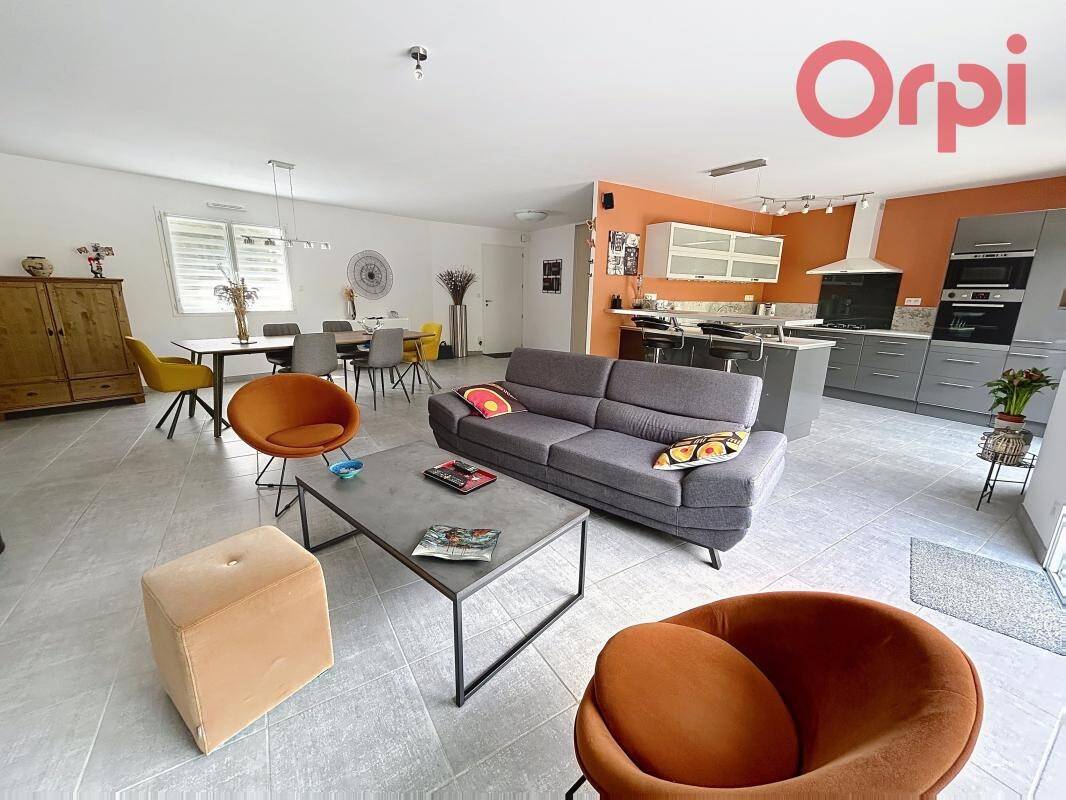 Maison à vendre, 118m², POIROUX