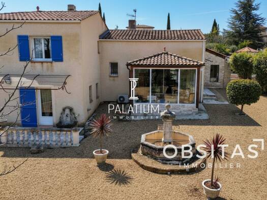 Maison à vendre 649 000 € 5 pièces 3 chambres 153 m² 2 223 m² de terrain Valensole 04210