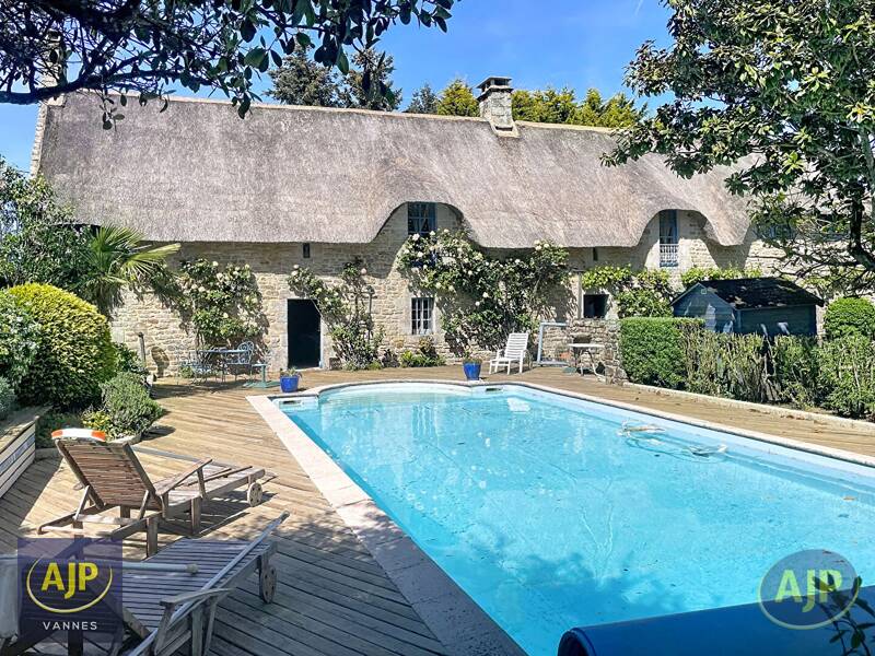 Maison à vendre, 192m², LOCQUELTAS