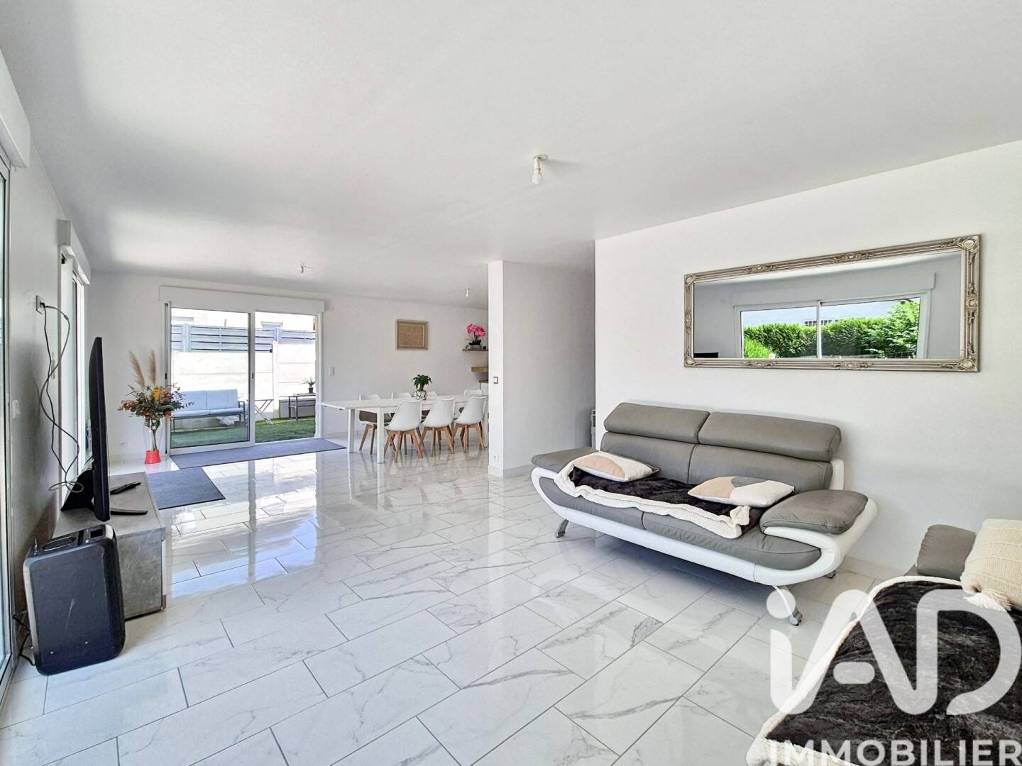 Maison à vendre, 155m², CRECY LA CHAPELLE
