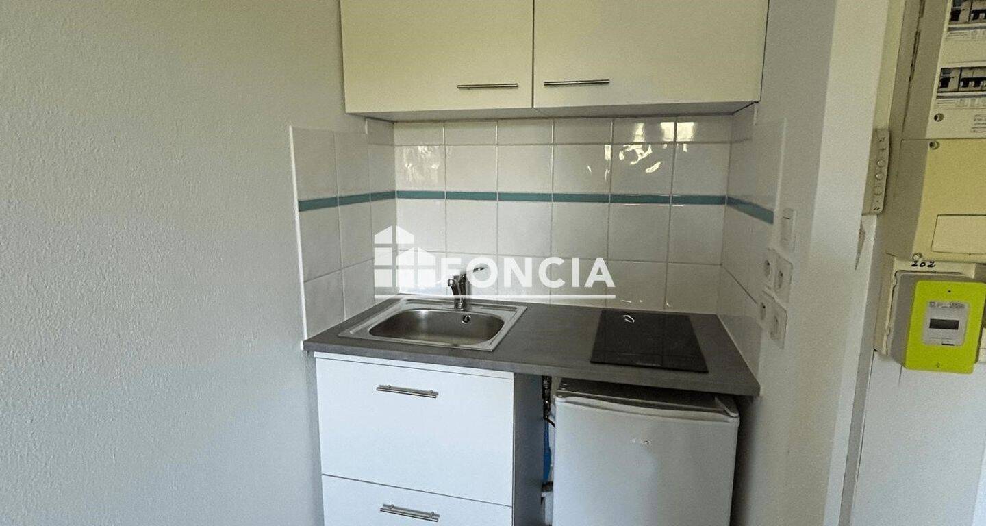 Maison à louer, 19m², VALENCE