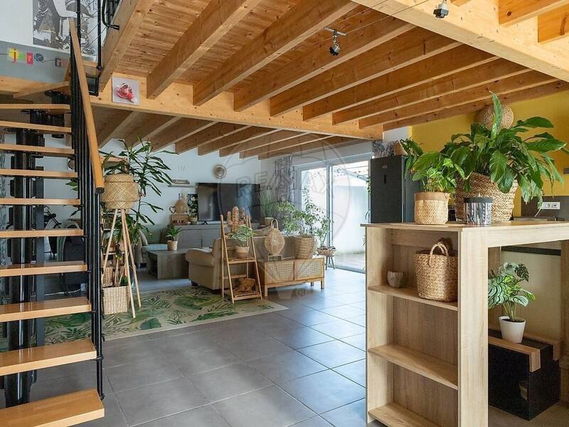 Maison à vendre, 152m², SAINT ROMAIN DE BENET