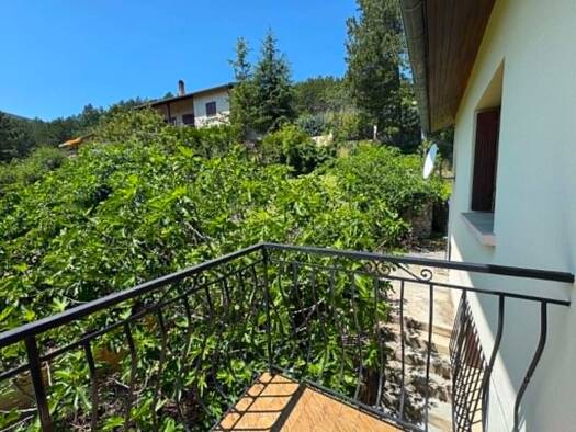 Maison à vendre 230 000 € 8 pièces 7 chambres 170 m² 1 039 m² de terrain Serres 05700