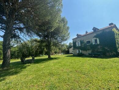 Maison à vendre 655 000 € 15 pièces 7 chambres 474 m² 12 300 m² de terrain Berganty 46090