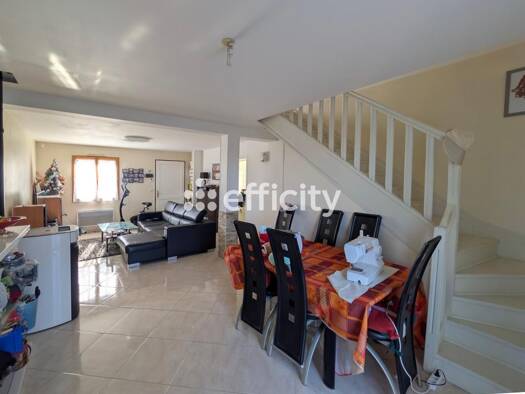 Maison de plain-pied à vendre 315 000 € 4 pièces 3 chambres 100 m² 401 m² de terrain Mouroux 77120