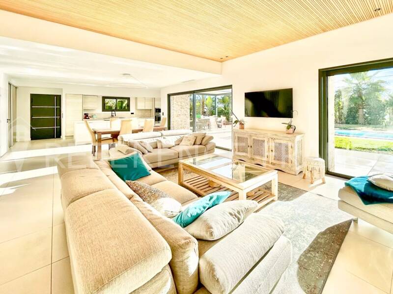 Maison à louer, 170m², MOUGINS