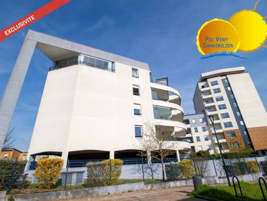 Appartement à vendre 169 000 € 3 pièces 2 chambres 65,69 m² 6ème étage Fauconnet Dijon 21000