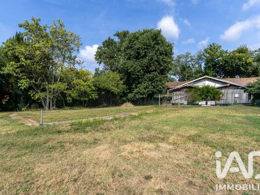 Terrain constructible viabilisé à vendre 130 000 € 798 m² de terrain Carcans 33121