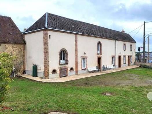 Maison à vendre 129 000 € 3 pièces 1 chambre 105 m² 3 074 m² de terrain Mondoubleau 41170