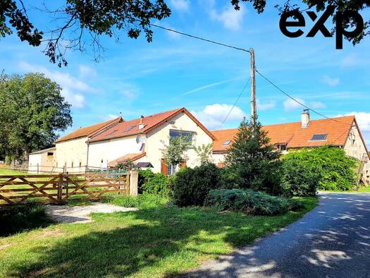 Maison à vendre 495 000 € 11 pièces 9 chambres 328 m² 16 396 m² de terrain Sauvagny 03430