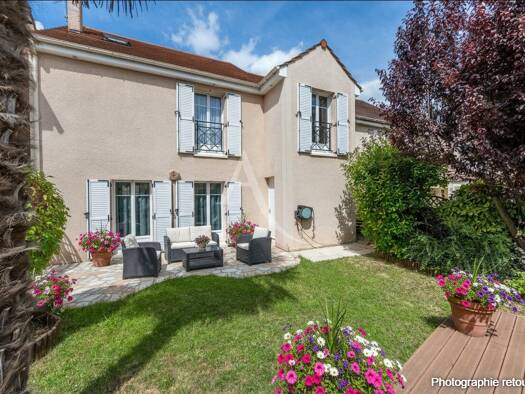 Maison à vendre 449 901 € 7 pièces 4 chambres 130 m² Marniere-Les Gros-allée Couverte Vauréal 95490