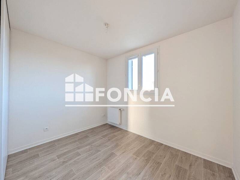 Maison à louer, 76m², LE MESNIL ESNARD