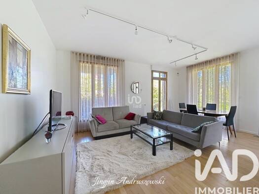 Appartement à vendre 549 000 € 3 pièces 2 chambres 74,18 m² RDC/3 Lac Inferieur Le Vésinet 78110