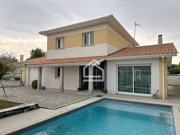 Maison à vendre 493 500 € 5 pièces 4 chambres 143 m² 495 m² de terrain Sainte Helene 33480